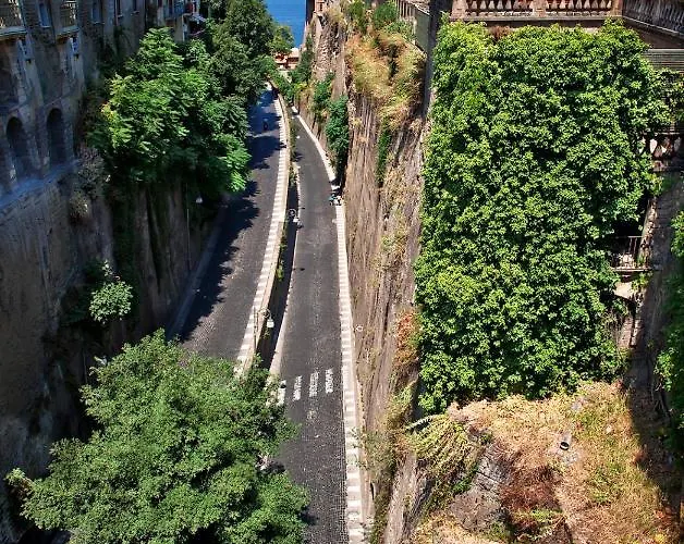 New Domus 3* Sorrento